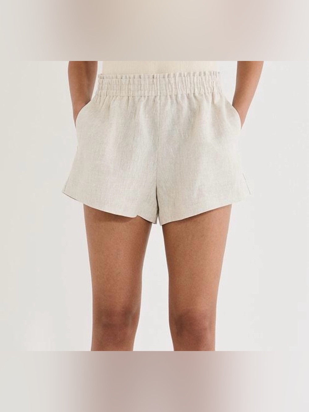Reformation Mila Linen Shorts Oatmeal Beige Smocked High Waist Size M